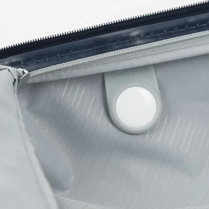 Elevation™ Plus Hardside Medium Glider™