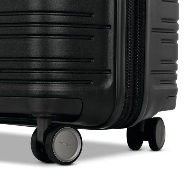 Elevation™ Plus Elevation™ plus Hardcase-Spinner, groß
