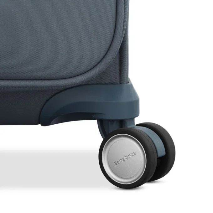 Elevation™ Plus Softside Large Spinner