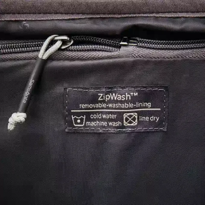 Theorym Softside Large Spinner